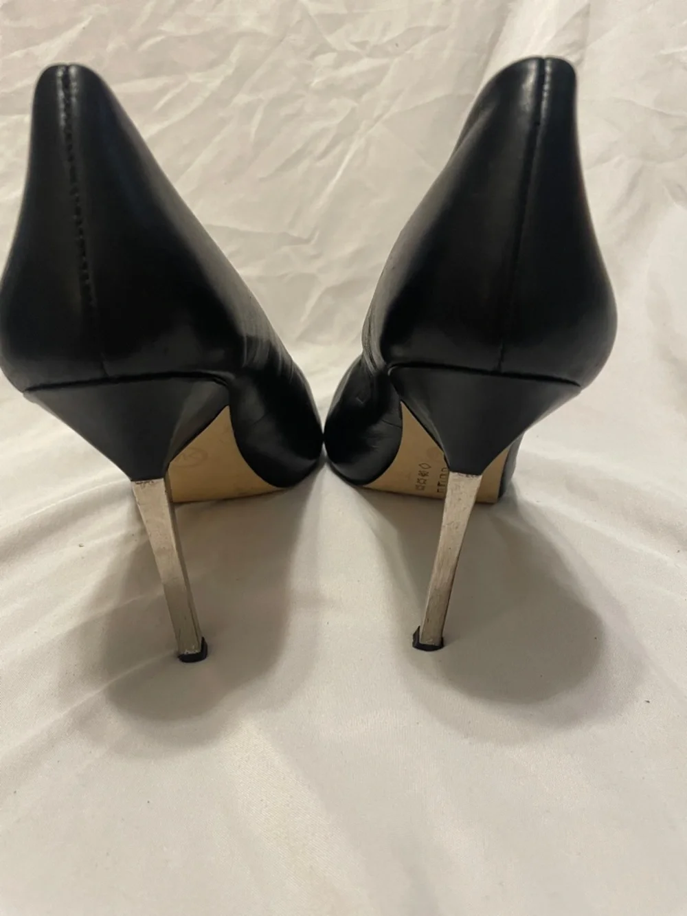 Michael Kors Black Leather Pointed Pumps with Silver Toe Cap